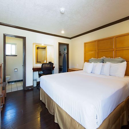 Yosemite Parkway Otel Merced Dış mekan fotoğraf