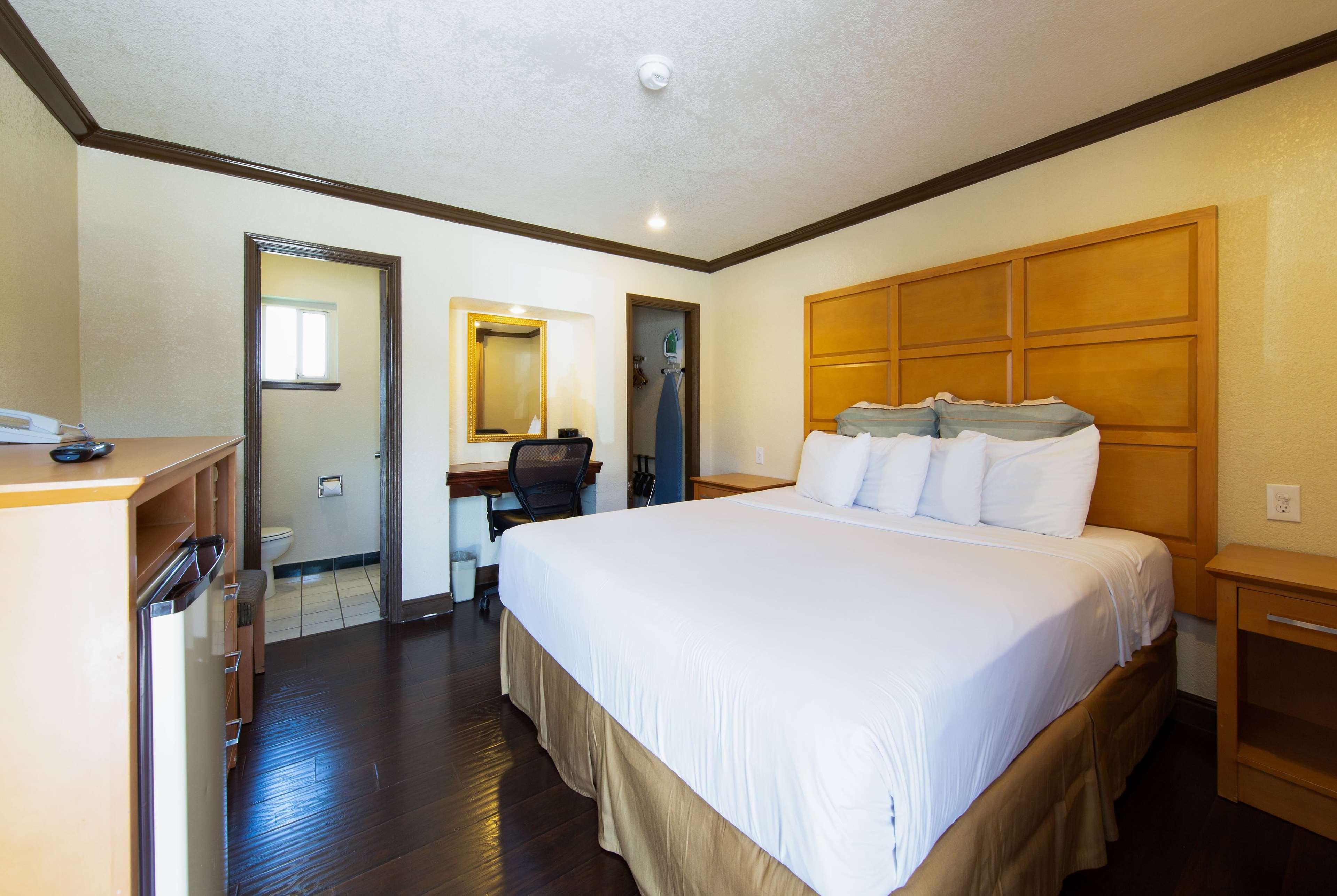 Yosemite Parkway Otel Merced Dış mekan fotoğraf