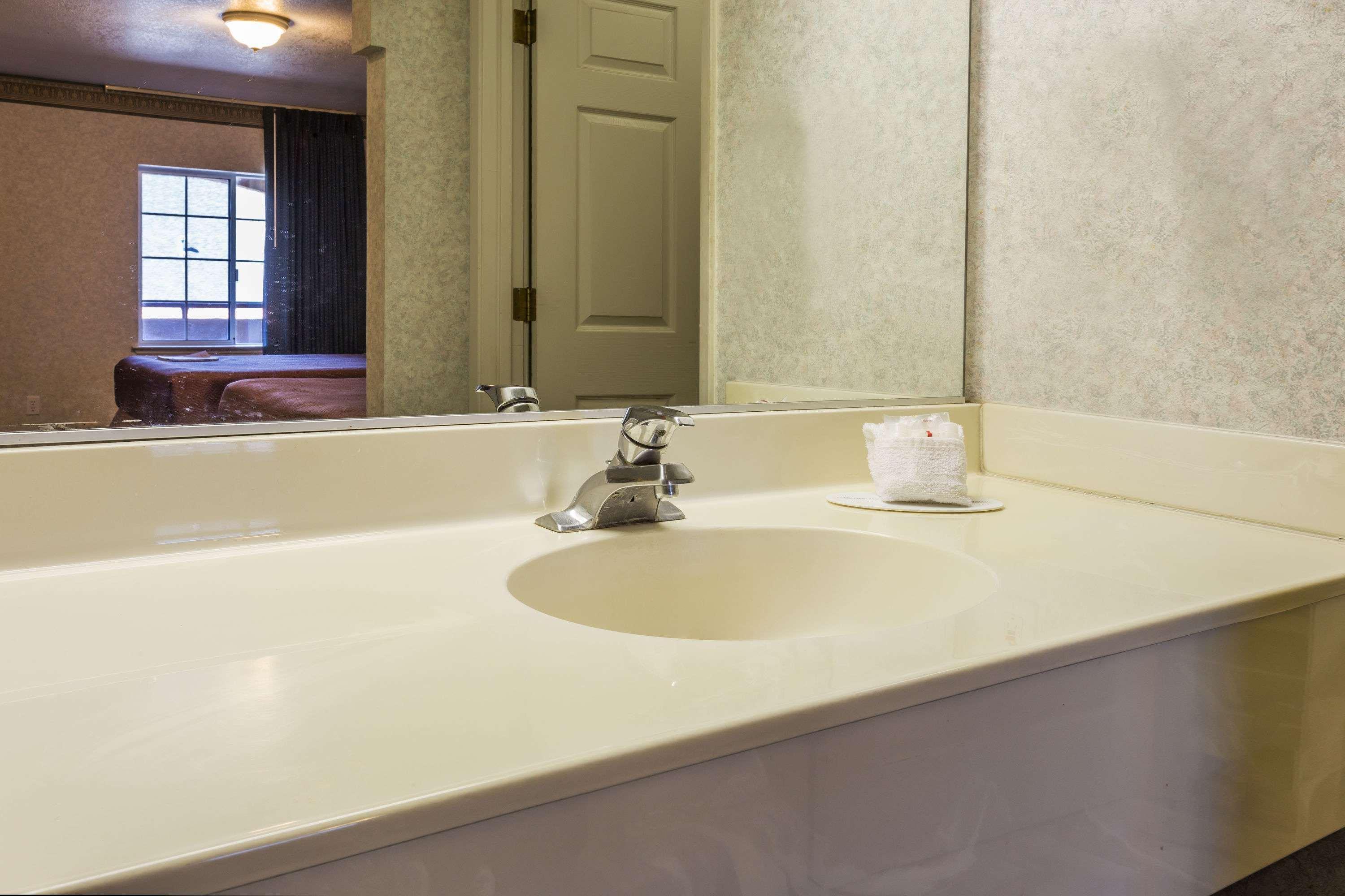 Yosemite Parkway Otel Merced Dış mekan fotoğraf