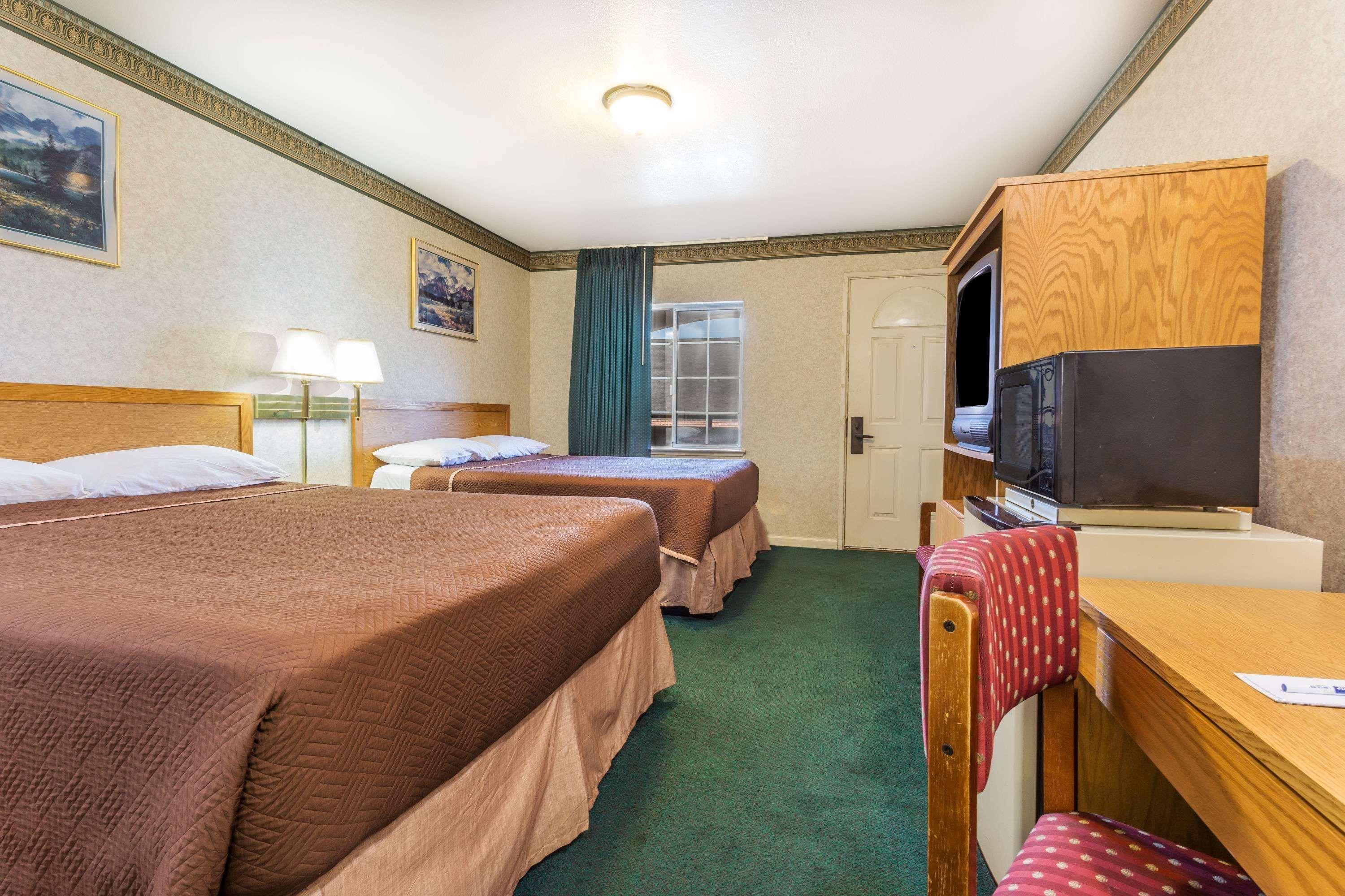 Yosemite Parkway Otel Merced Dış mekan fotoğraf