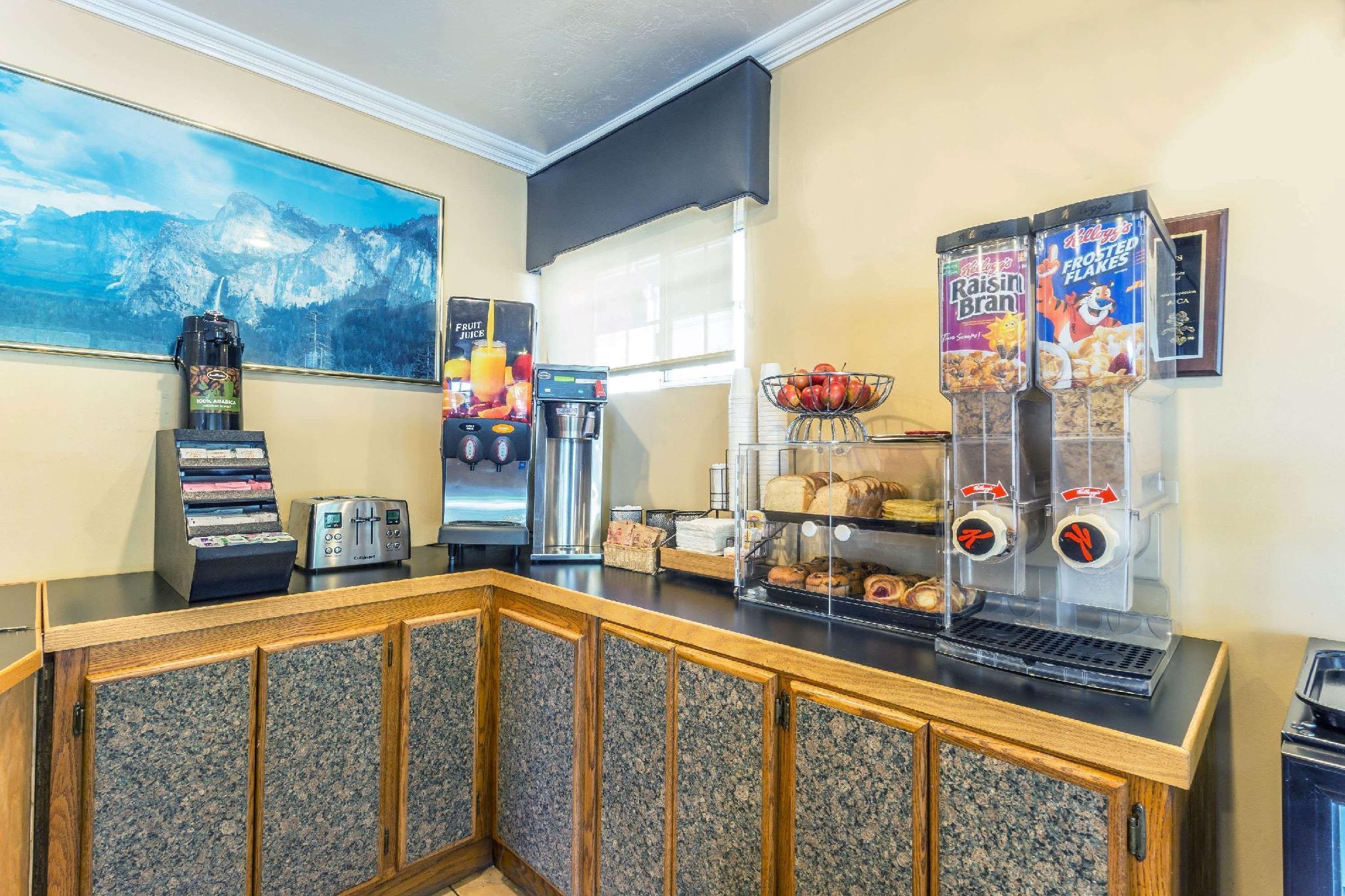 Yosemite Parkway Otel Merced Dış mekan fotoğraf